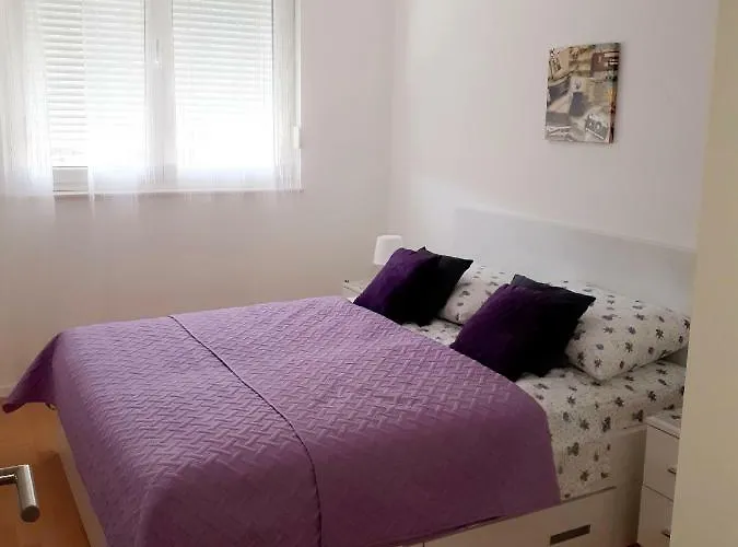 Apartamento Mariloo *